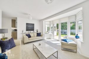 Sitting Room- click for photo gallery